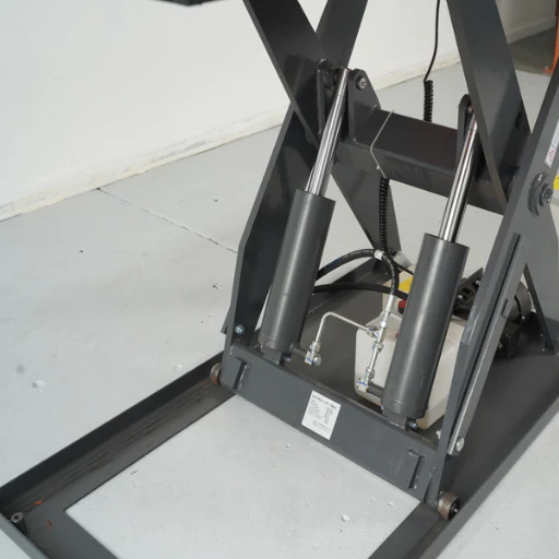 Electric scissor lift table 2t capacity lift height 1010mm - Image 7