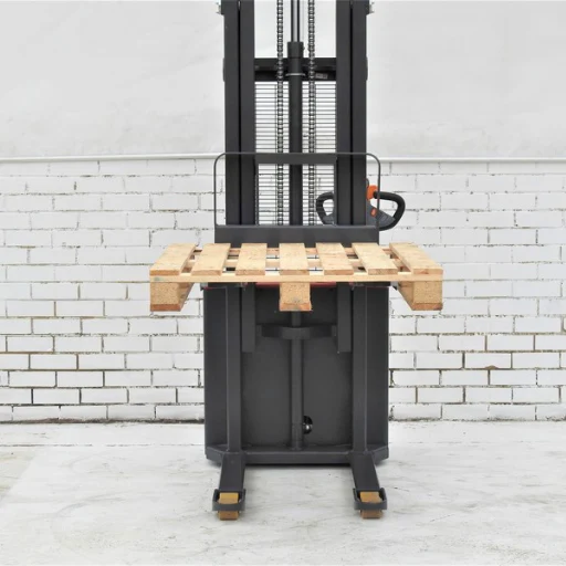 Electric Stacker Lifter 1T Lift Height 3000mm - Image 4